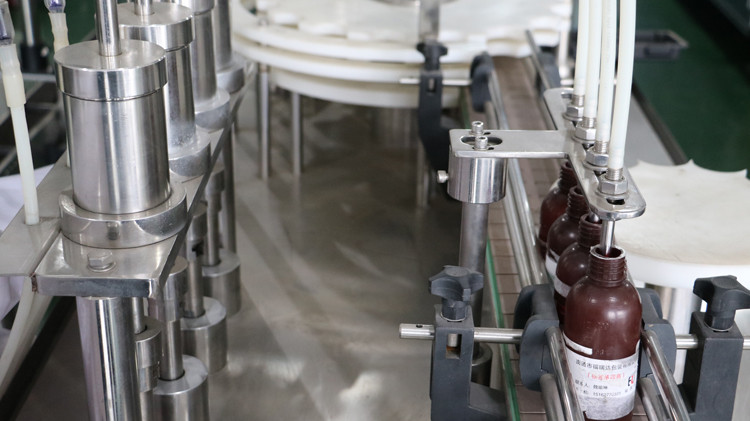 製造5加侖灌裝機熱蠟灌裝機香囊水灌裝封口機